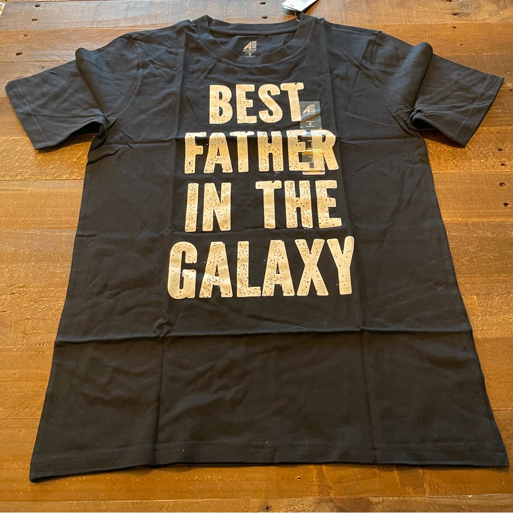 Dad Tee‎